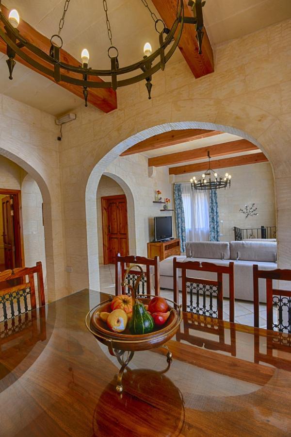 Il-Misrah Farmhouse Santu Pietru Esterno foto